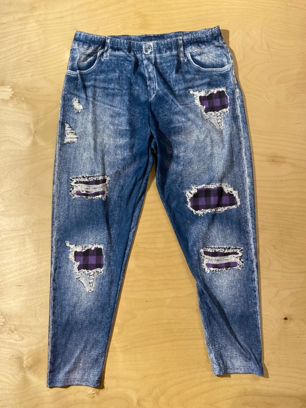 Distressed Denim Color Leggings with Purple Plaid Patch 4XL (RD)